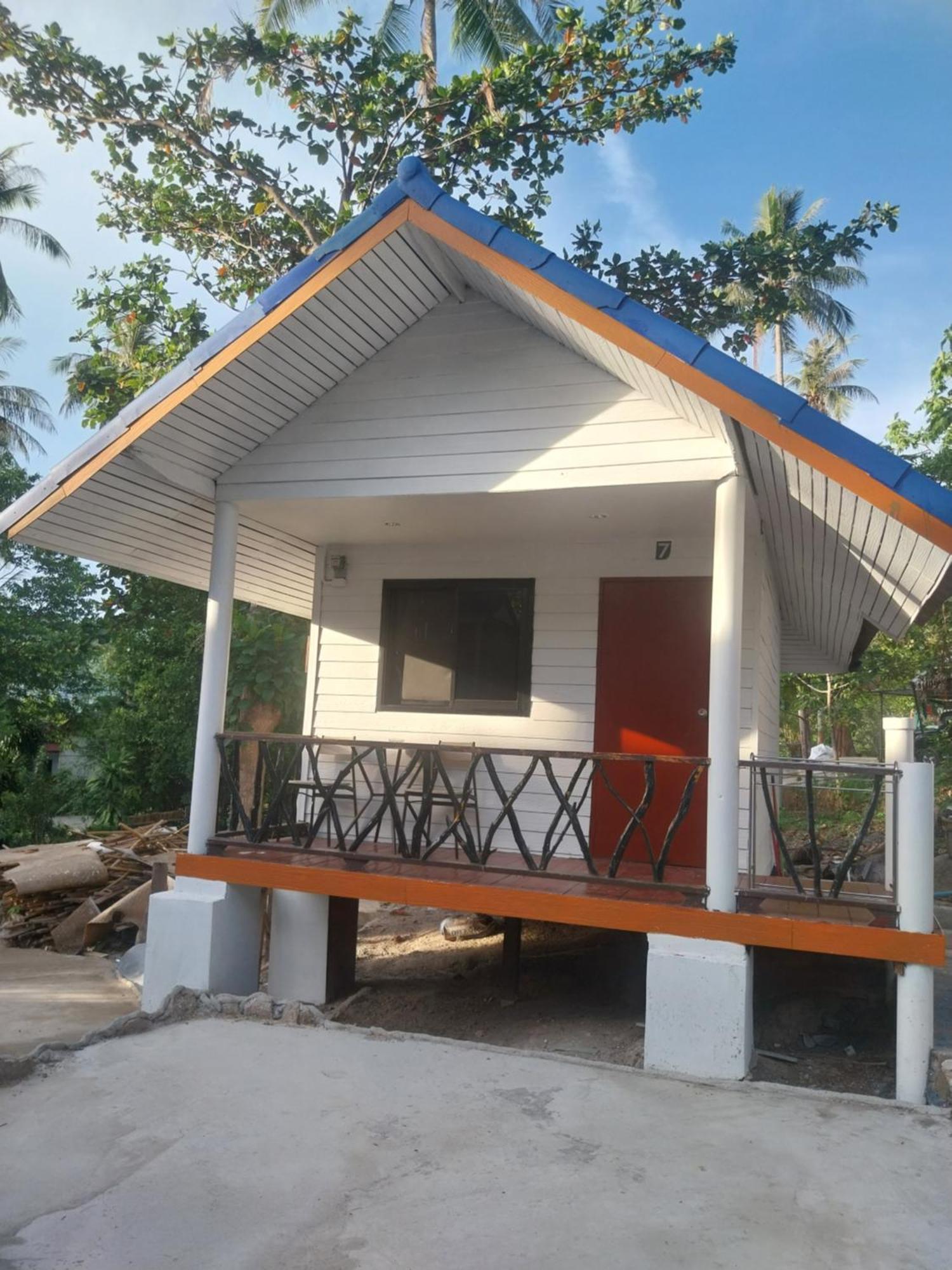 Giggling Tree Resort Koh Tao Exterior photo
