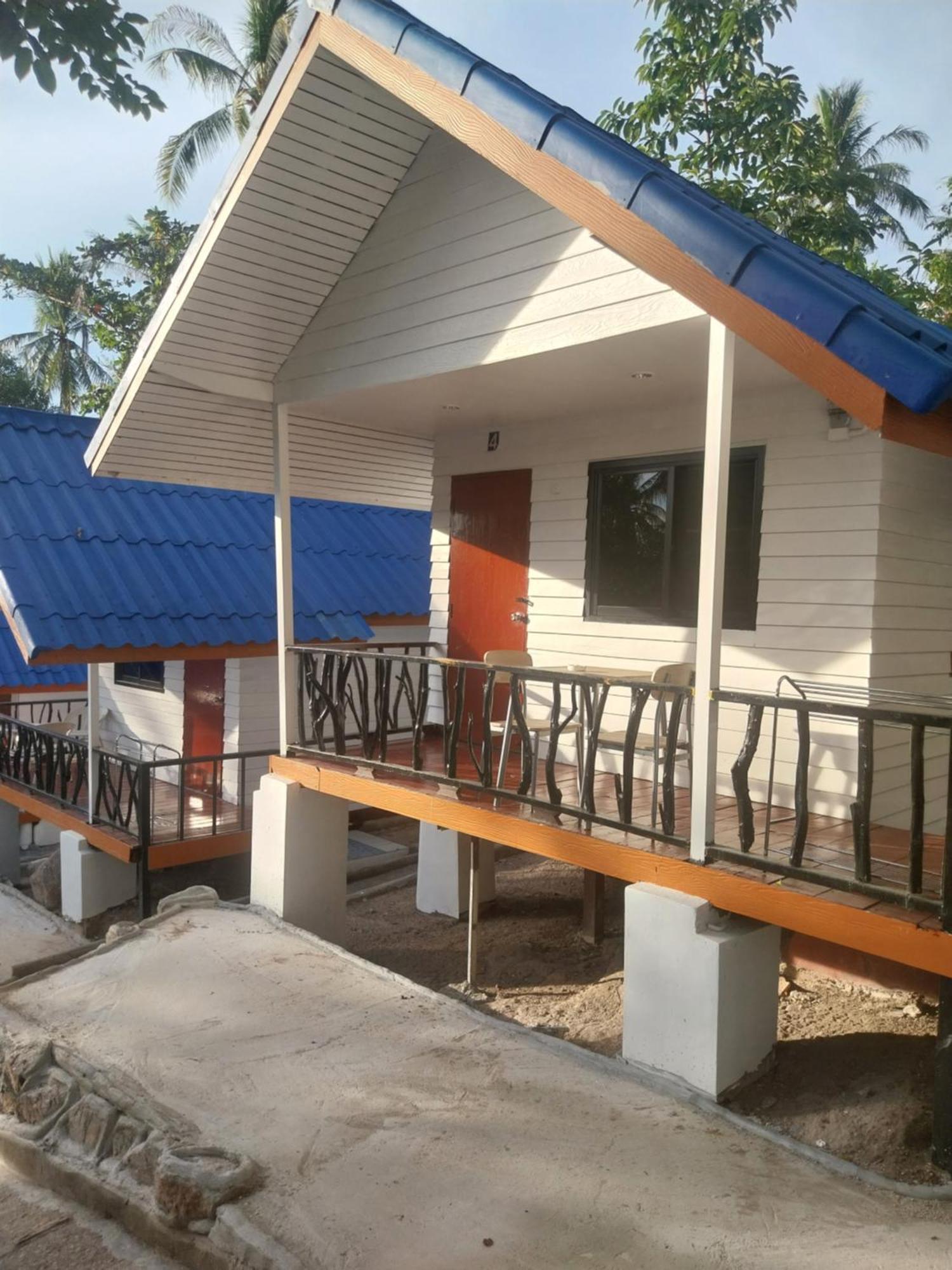 Giggling Tree Resort Koh Tao Exterior photo